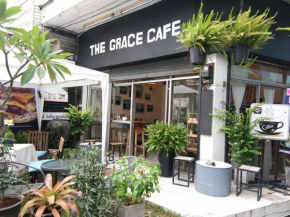 Отель The Grace House Chiangmai  Чанг Фуак 